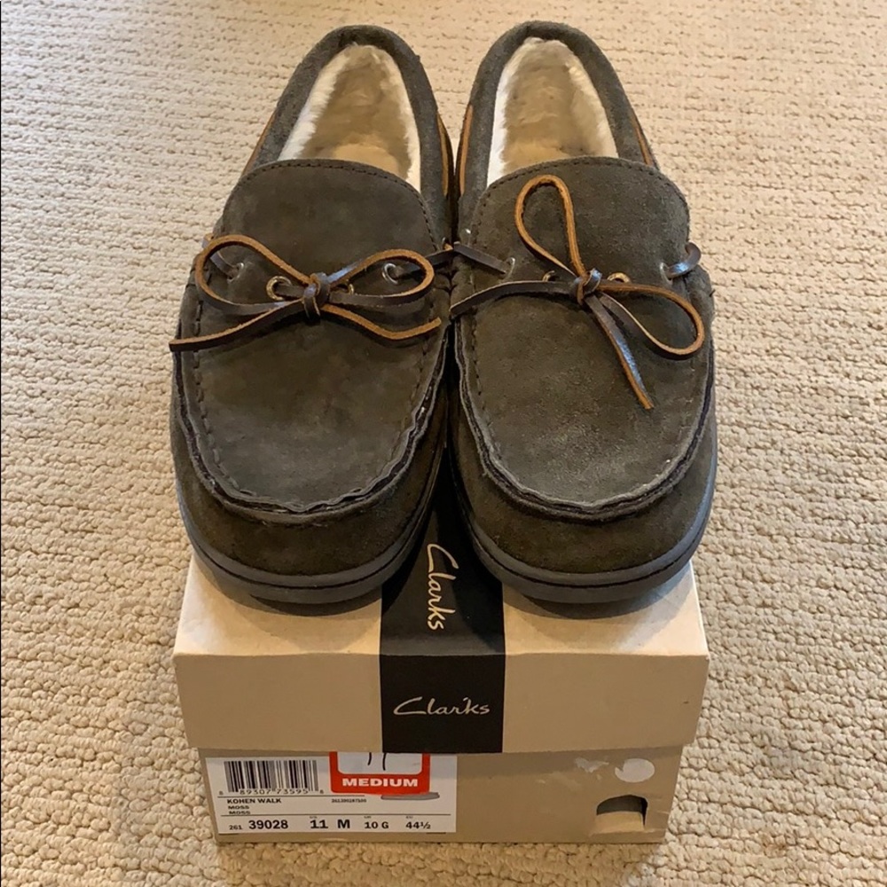 NWT Clarks Men Size 11 Slippers